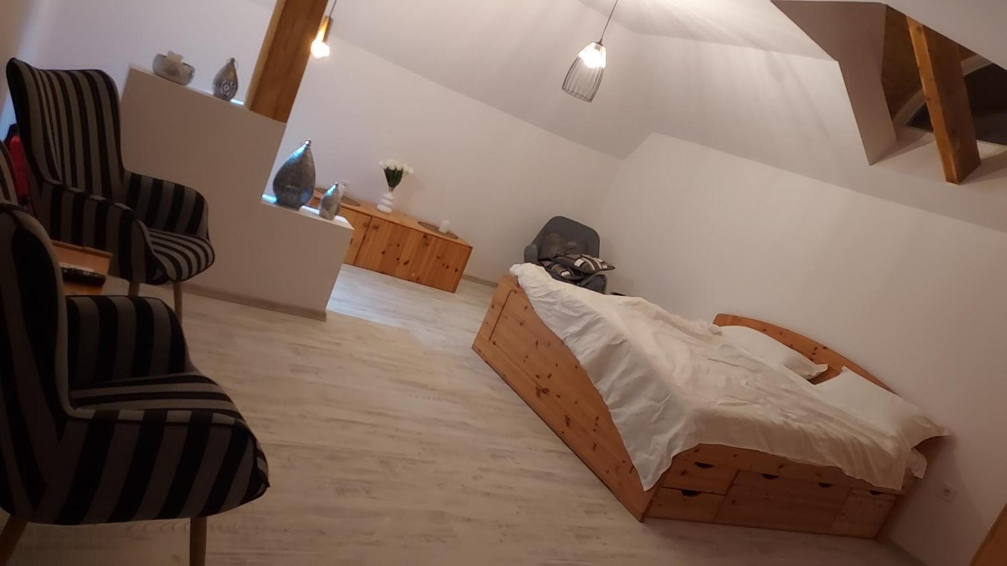 Tina Guest House Basarabi Eksteriør billede